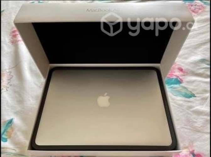 MacBook Air 13 pulgadas 256Gb intel i5 4Gb 2015
