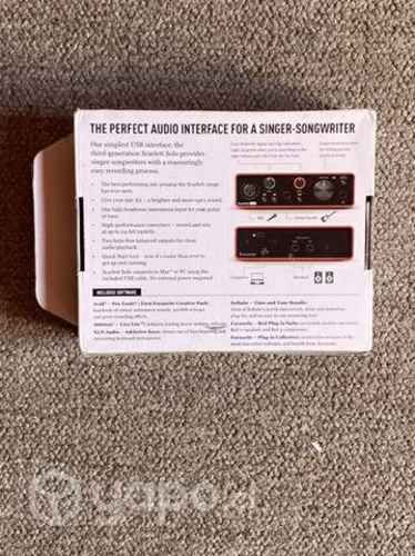 Tarjeta de sonido Sacarlett focusrite