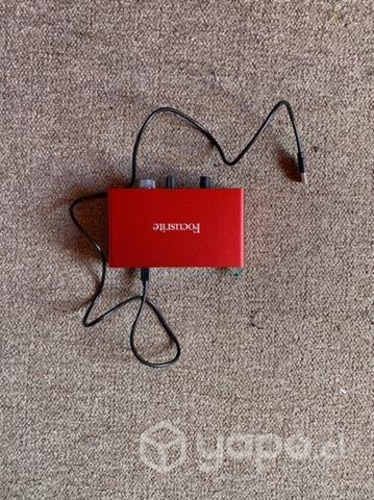 Tarjeta de sonido Sacarlett focusrite