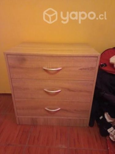 Cómoda pequeña 10/10