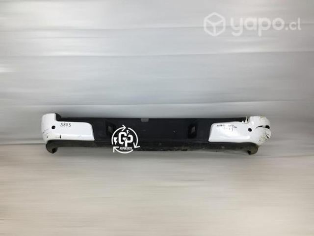 Parachoque trasero Nissan navara np