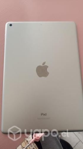 Apple iPad 10.2 2020 (WI-FI / 32 GB / Silver)