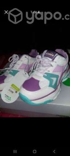 Zapatillas NUEVAS Diadora 34