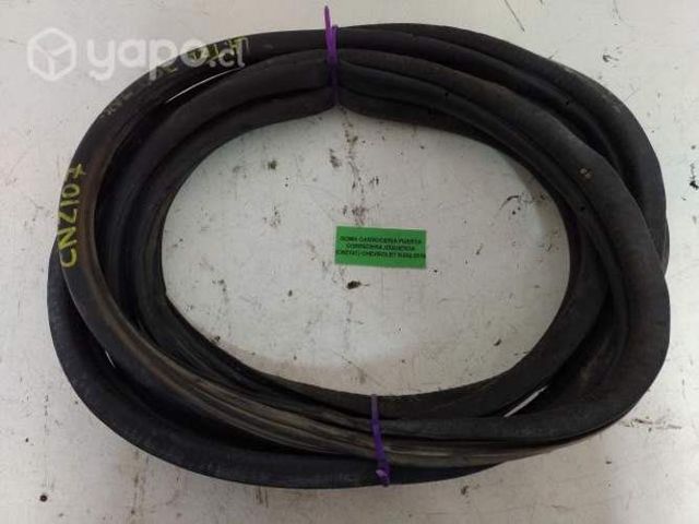 Goma Carrocería Puerta Corredera Izquierda (CNZ107