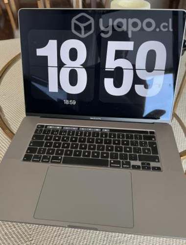 MacBook Pro i9 1TB 16GB RAM 1 año uso