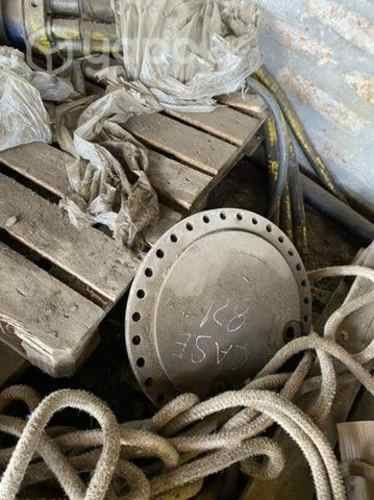 Tapa reductora para cargador frontal case 821