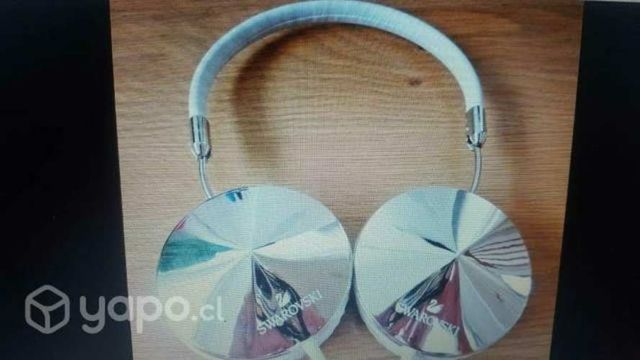 Audifonos ecocuero Swarovski nuevos 2 cristales
