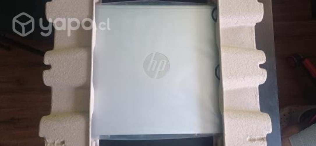 Tablets y computadores nuevos.