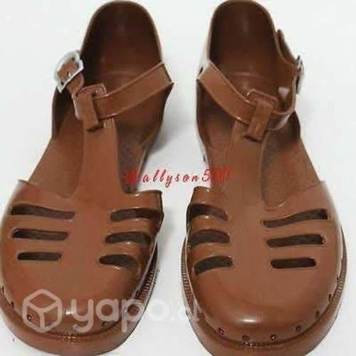 Sandalias Australianas