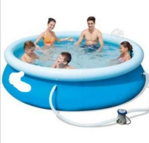 Piscina de 2.5 metros de diámetro por no uso