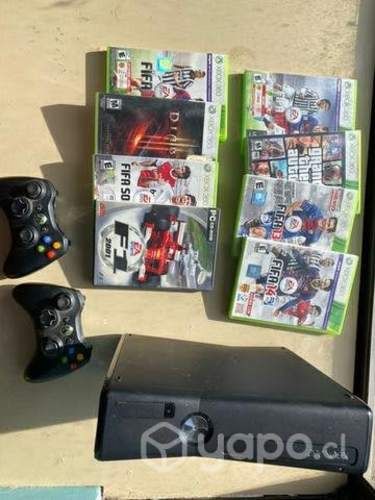 Xbox 360 + 2 controles + 8 juegos