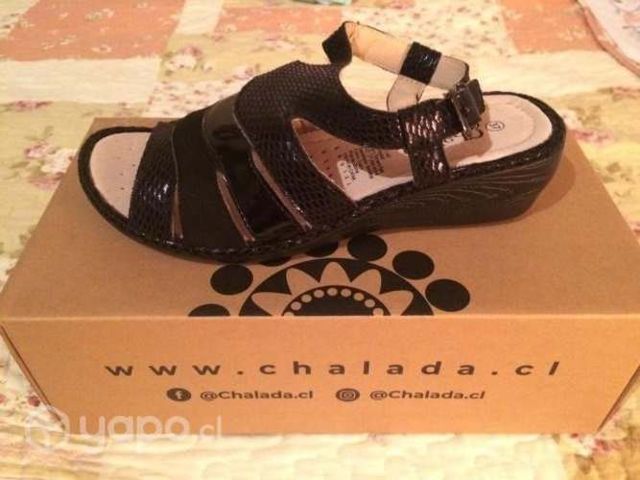 Sandalia negra 37