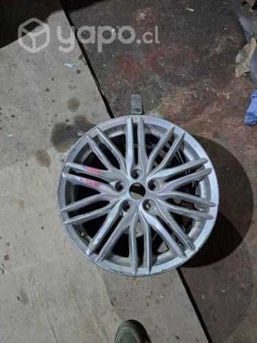 Suzuki kizachi 2017 llanta