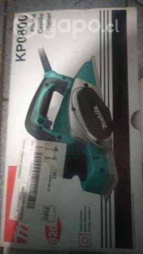 Cepillo makita kp0800