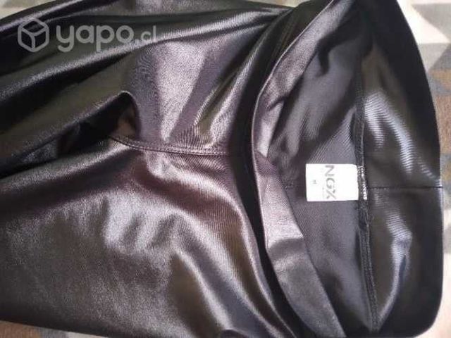 Calza juvenil talla M símil ecocuero