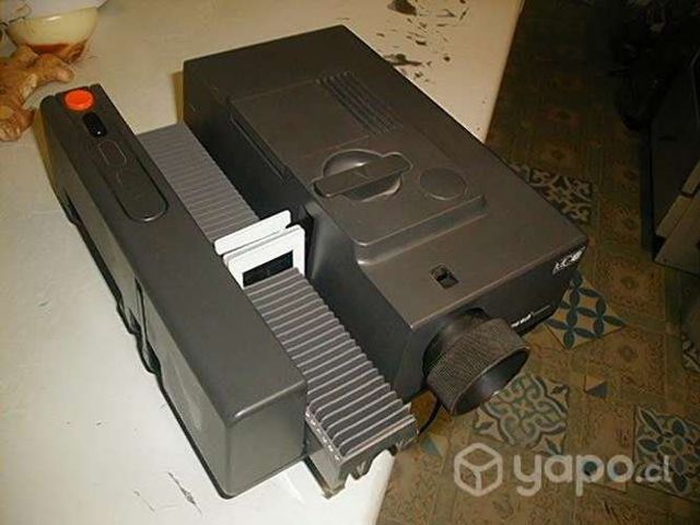 Proyectora de diapositivas reflecta alemana