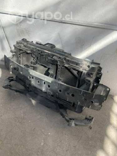 Frontal Mazda 3 2015