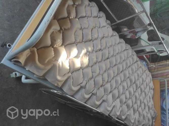 Cama clínica mecánica