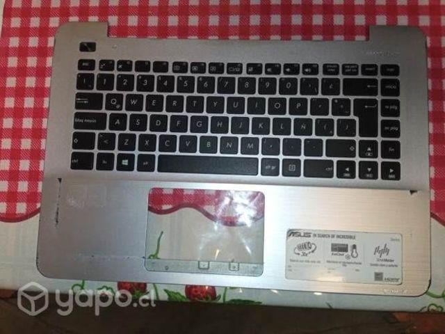 Teclado Asus usado