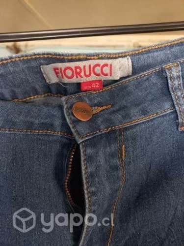 Jeans fiorucci medio elasticado tiro alto