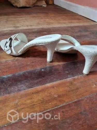 Chalas n°37 Hush Puppies