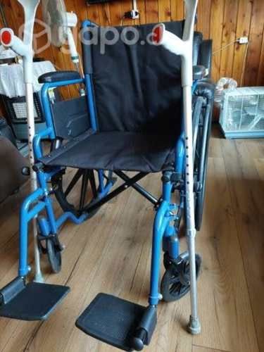Silla de ruedas + 2 muletas