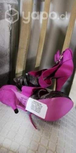 Nuevas sandalias brasileiras, de diseñadora