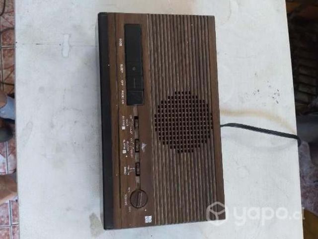 Radios reloj de velador.