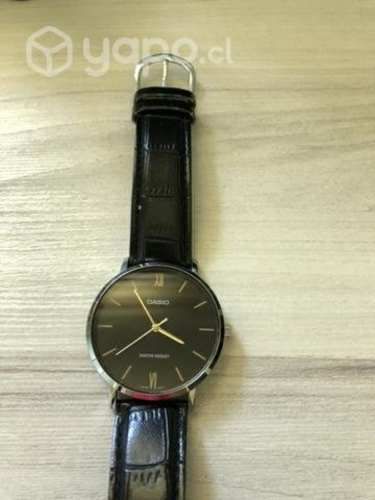 Reloj análogo Casio