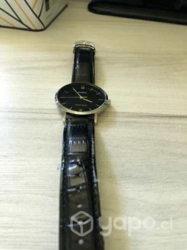 Reloj análogo Casio