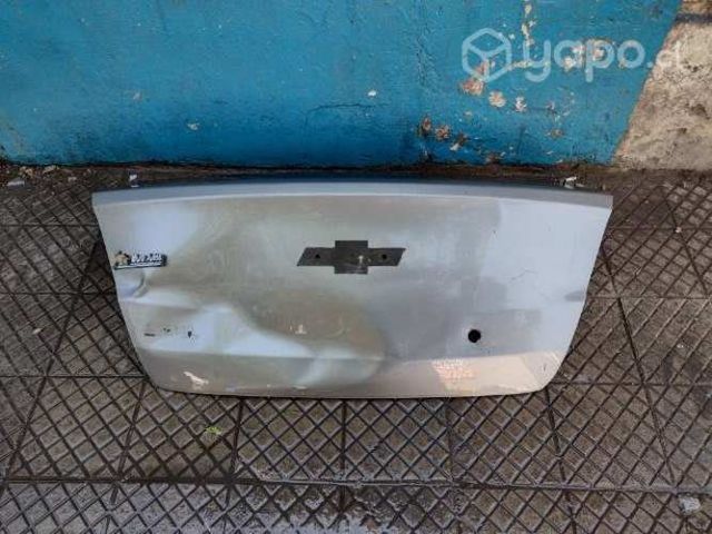 Tapa maleta Chevrolet Sail 2011-2015
