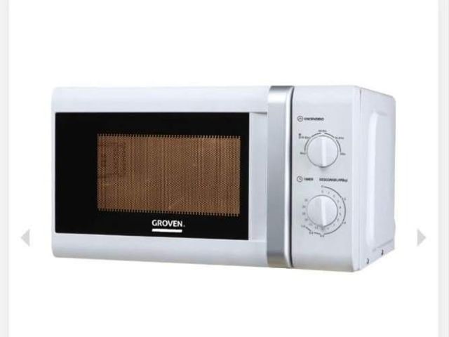 Microondas mecánico Groven 20 litros