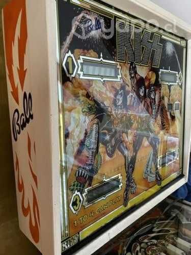 Flipper, pinball Kiss de Bally