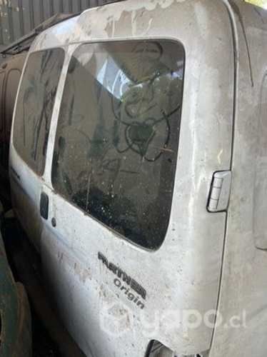 Peugeot Partner en desarme