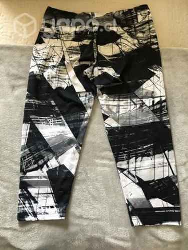 Calza Adidas corte arriba rodilla