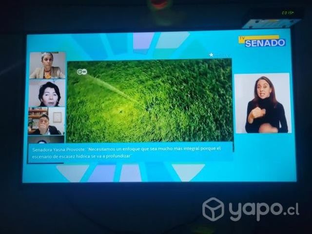 Smartv 43" con su caja