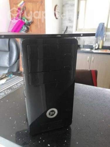 PC gamer gama media-baja, usado bien cuidado