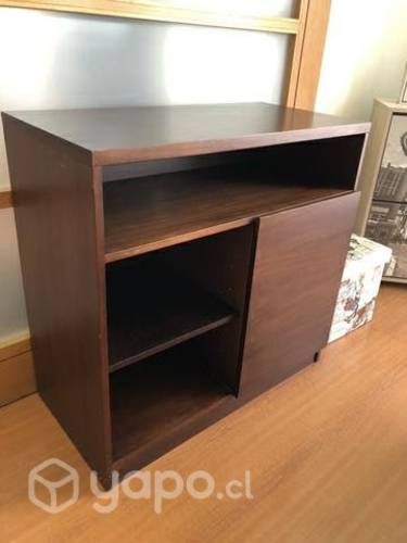 : Cómoda + Velador de roble