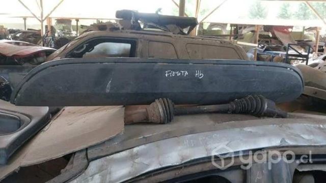 Lif inferior parachoque trasero Ford Fiesta HB