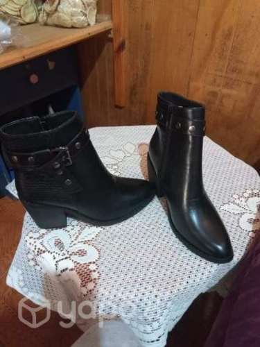 Botas nuevas
