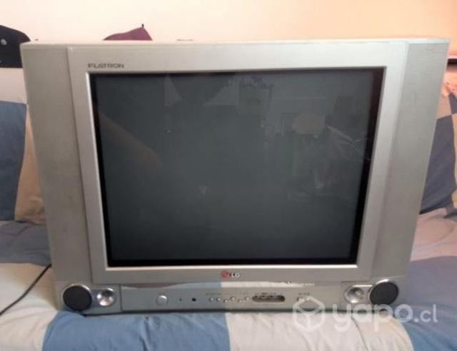 Televisor LG 21&quot; Faltron modelo RP-21FC60