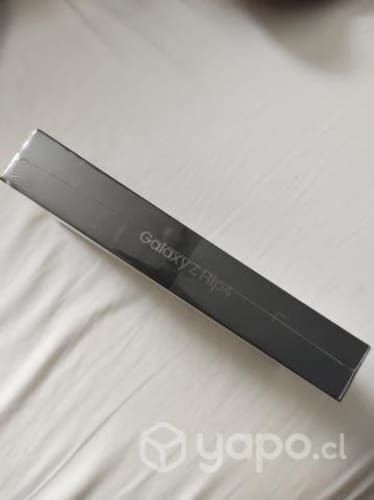 Galaxy Z Flip 4 (5G)