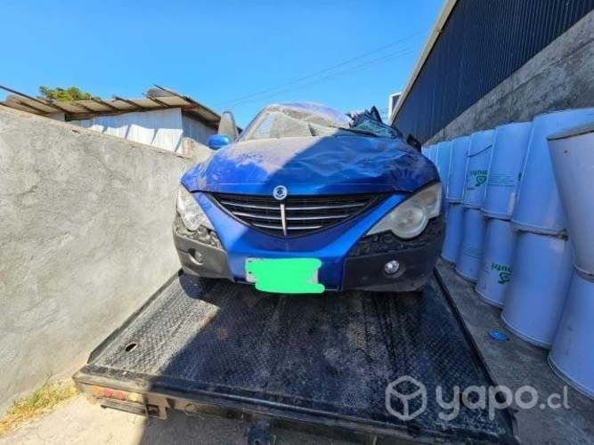 Jeep Ssangyong Actyon 2.0 4x2 petrolero al desarme