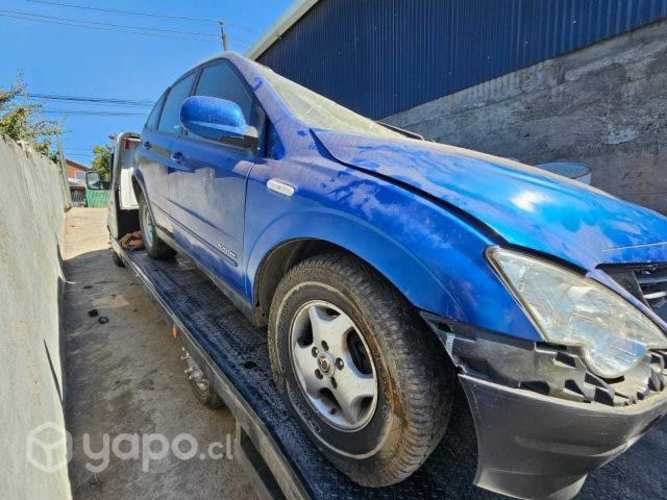 Jeep Ssangyong Actyon 2.0 4x2 petrolero al desarme