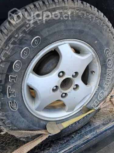 Jeep Ssangyong Actyon 2.0 4x2 petrolero al desarme