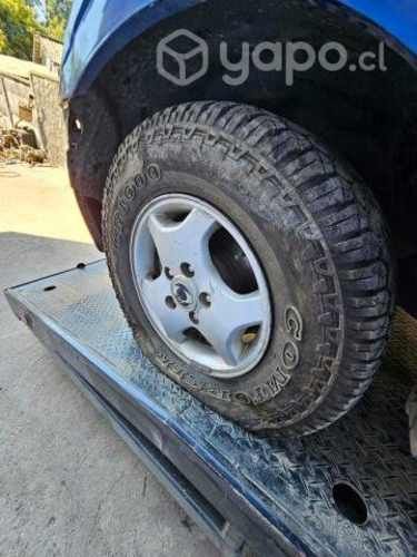 Jeep Ssangyong Actyon 2.0 4x2 petrolero al desarme