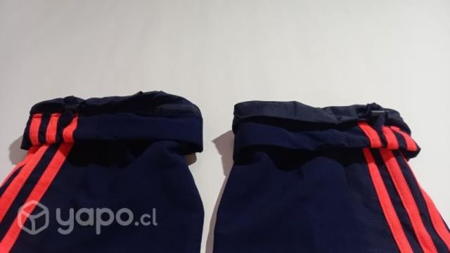 PANTALON DE BUZO ADIDAS color AZUL rayas rojas