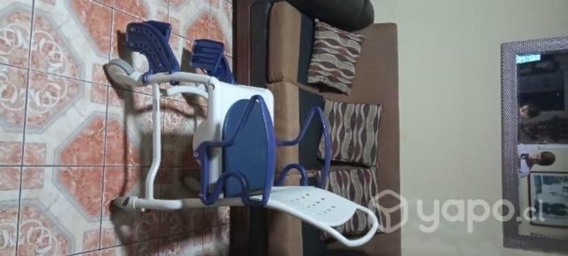 Silla de ruedas para ducha y WC