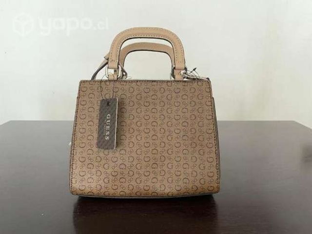 Cartera guess