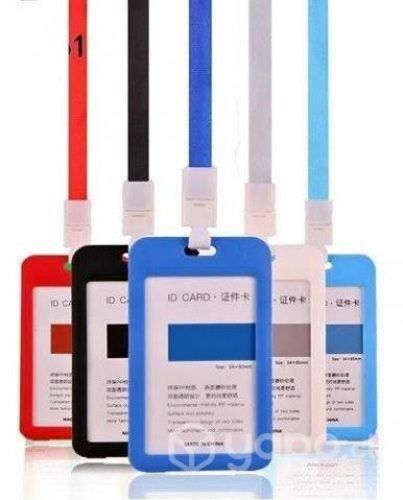 Descripción Manta Abierta el tamaño 85*55 cm. Traj